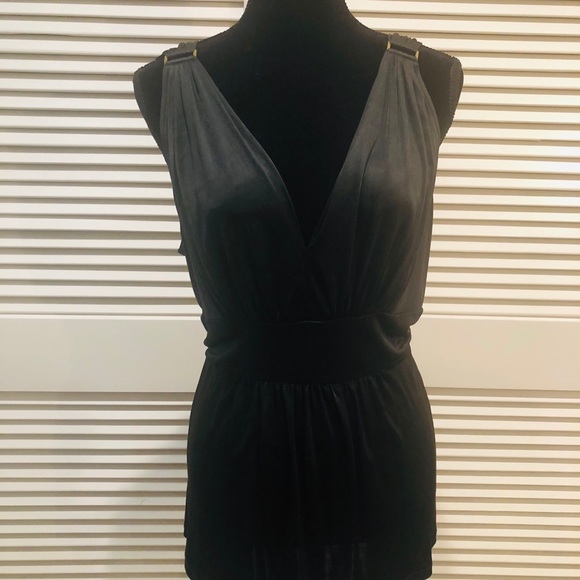 Black Express Plunge Top - Picture 2 of 7